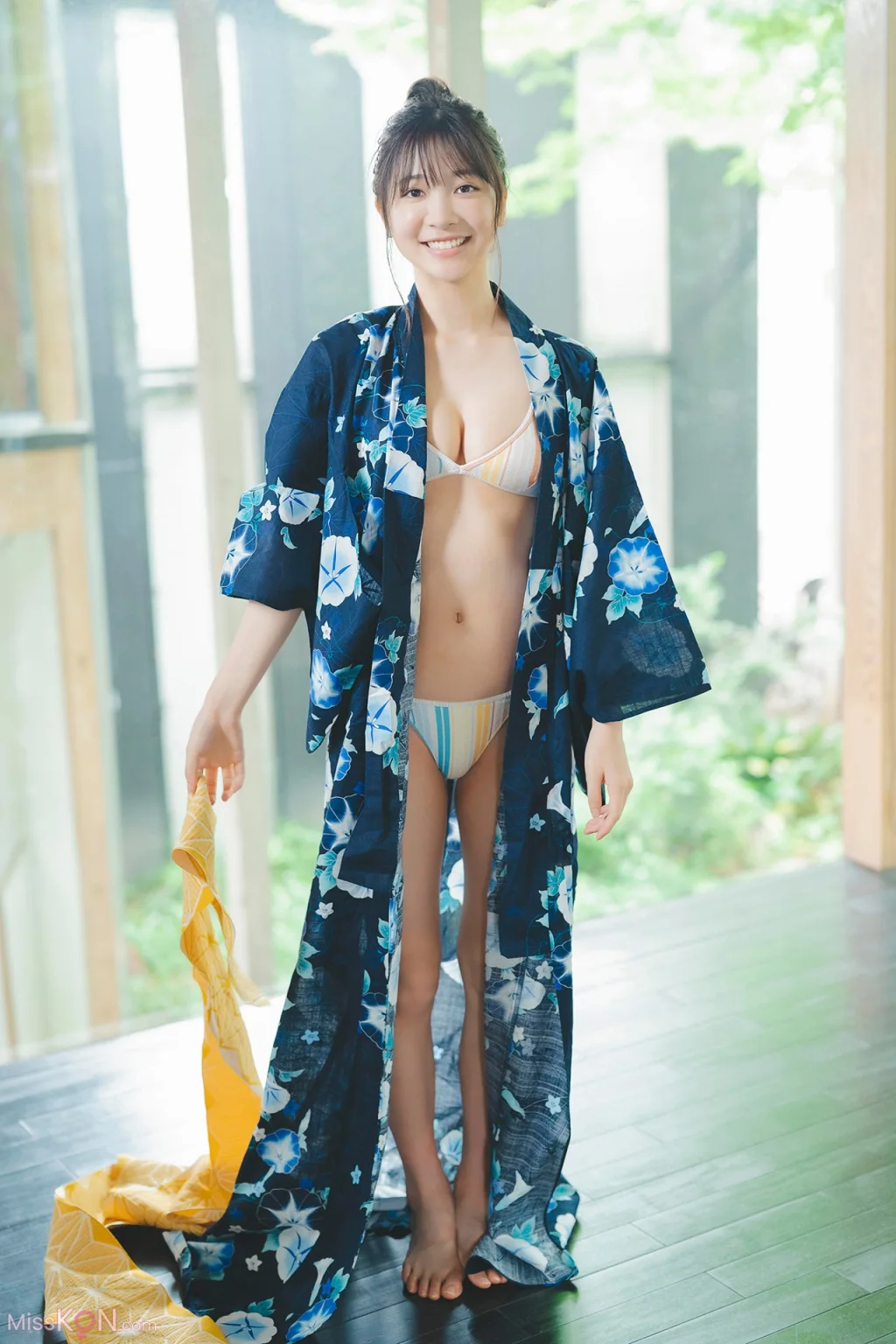 [JP] Maya Imamori (今森茉耶): 【増量版 全50P】ミスマガのアソビバ！なつやすみ！ヤンマガデジタル写真集 (55 photos)