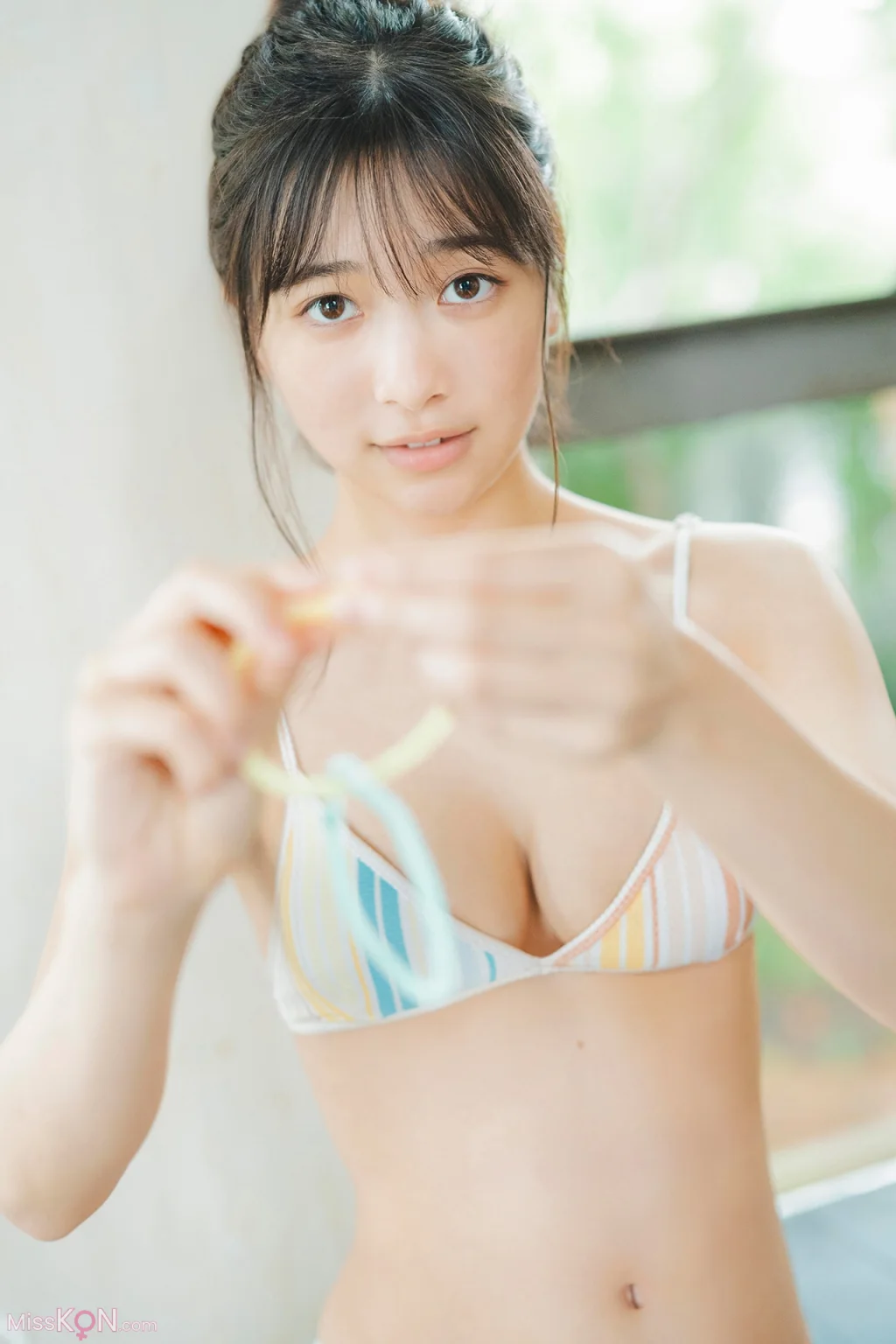 [JP] Maya Imamori (今森茉耶): 【増量版 全50P】ミスマガのアソビバ！なつやすみ！ヤンマガデジタル写真集 (55 photos) – Page 2