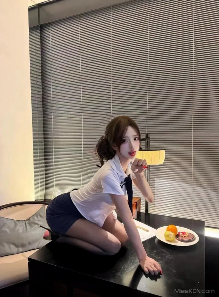 李恩秀: 抖音外卖女博主 (50 photos + 22 videos) – Page 2