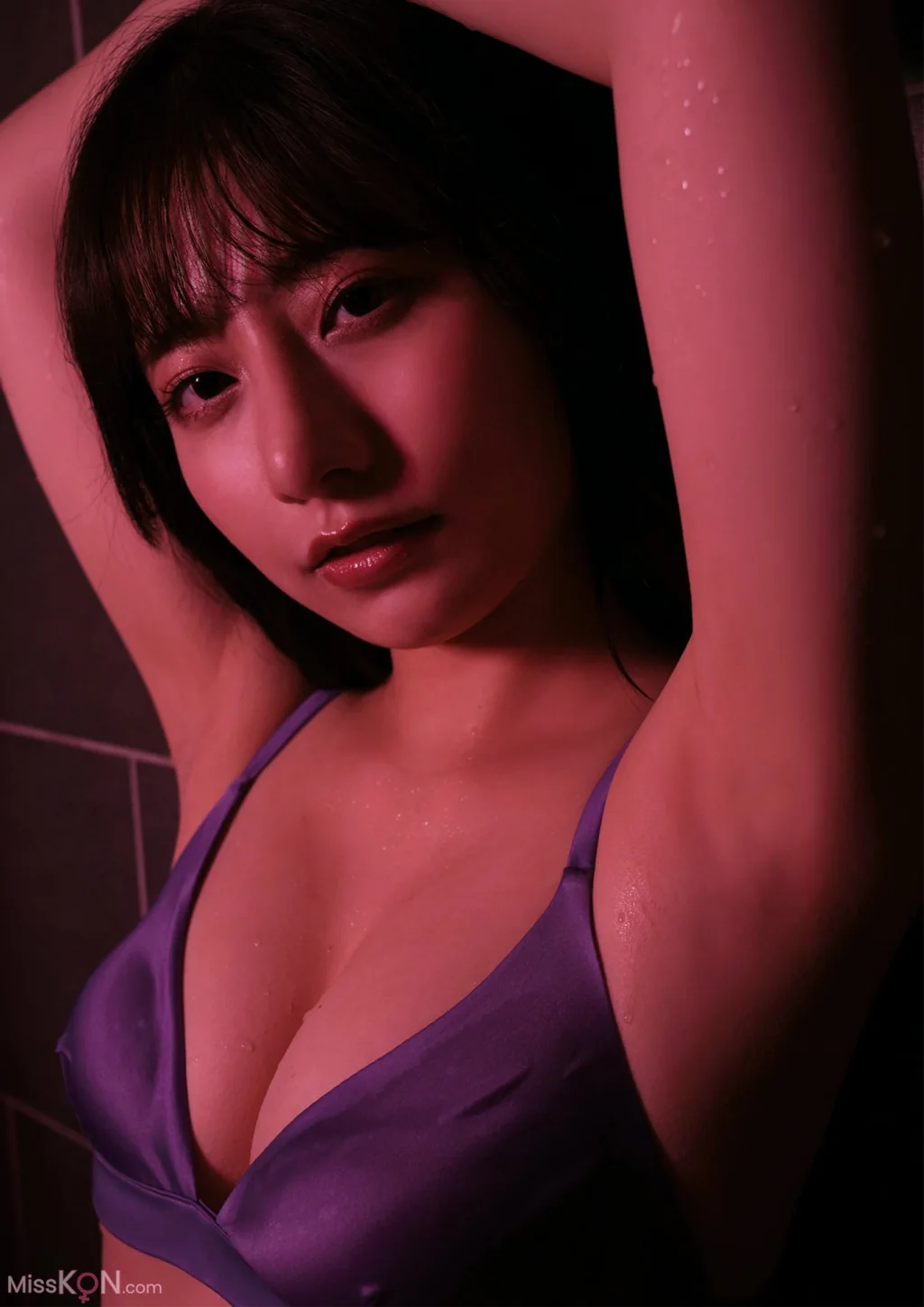 [JP] Yuka Suzuki (ユカ・スズキ): BUBKAデジタル写真集 「W-DAY on the floor」 (92 photos) – Page 5