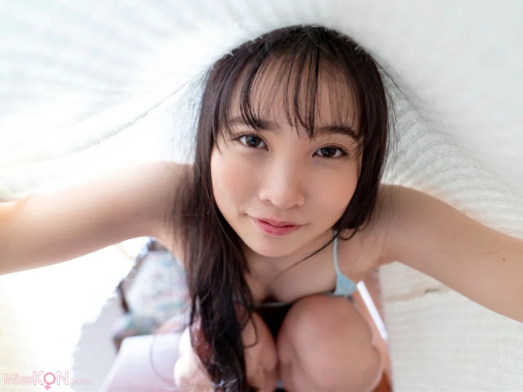[JP] Aoi Kururugi (枢木あおい): グラビア写真集 PRESTIGE PHOTOGENICS (22 photos) – Page 2