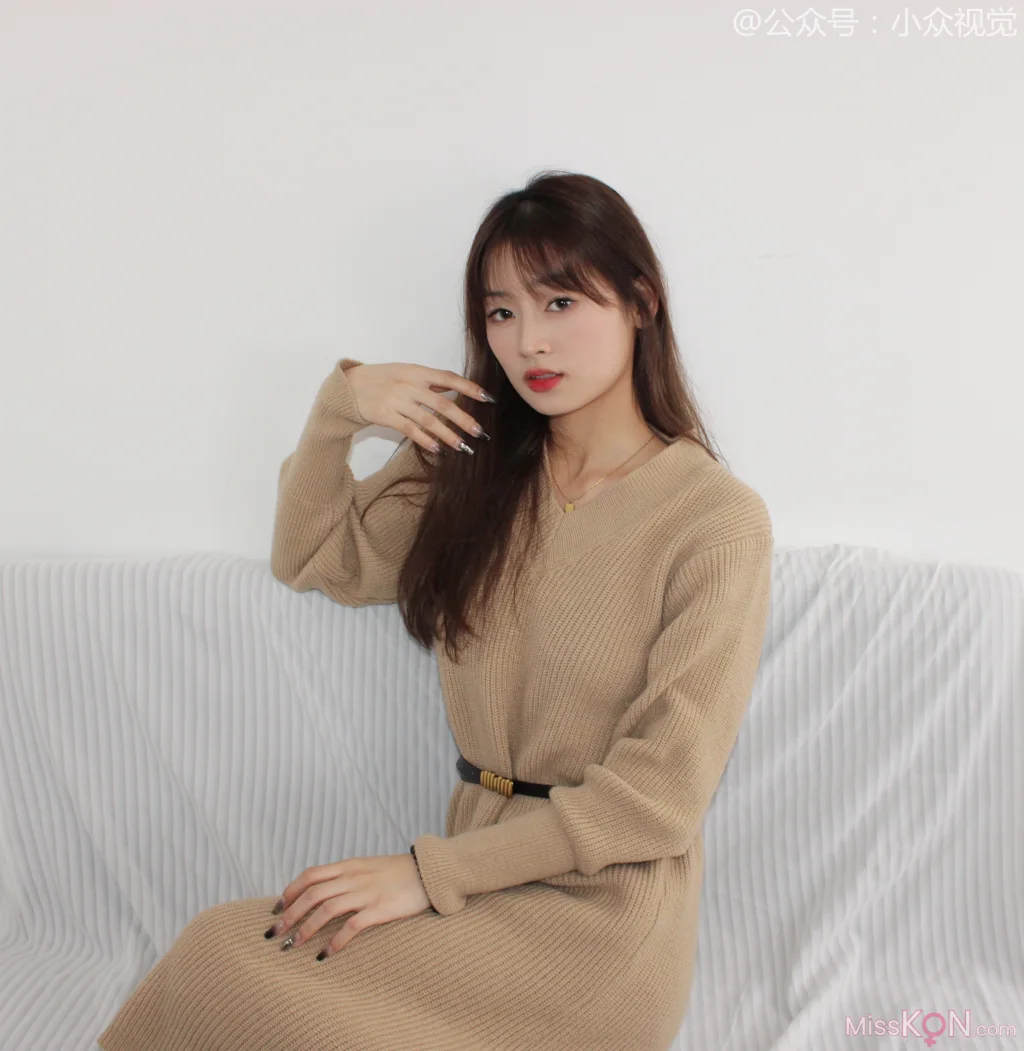 [小众视觉] No.002: 蓉蓉 (141 photos + 1 video)