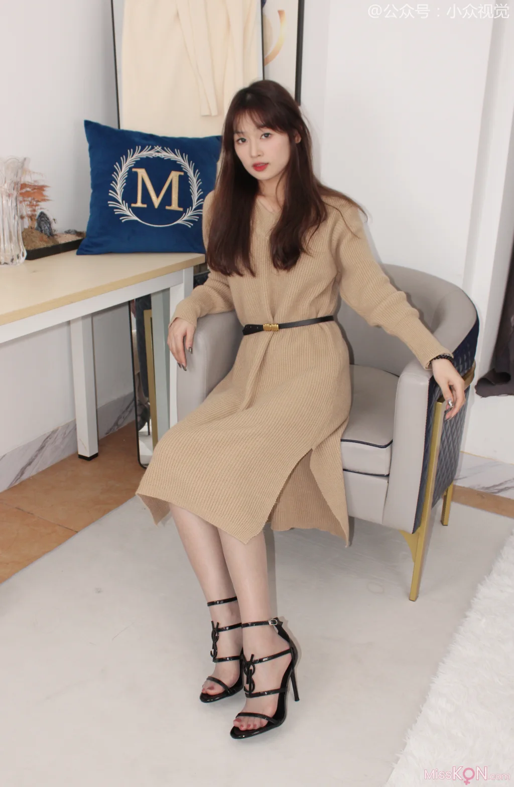 [小众视觉] No.002: 蓉蓉 (141 photos + 1 video)