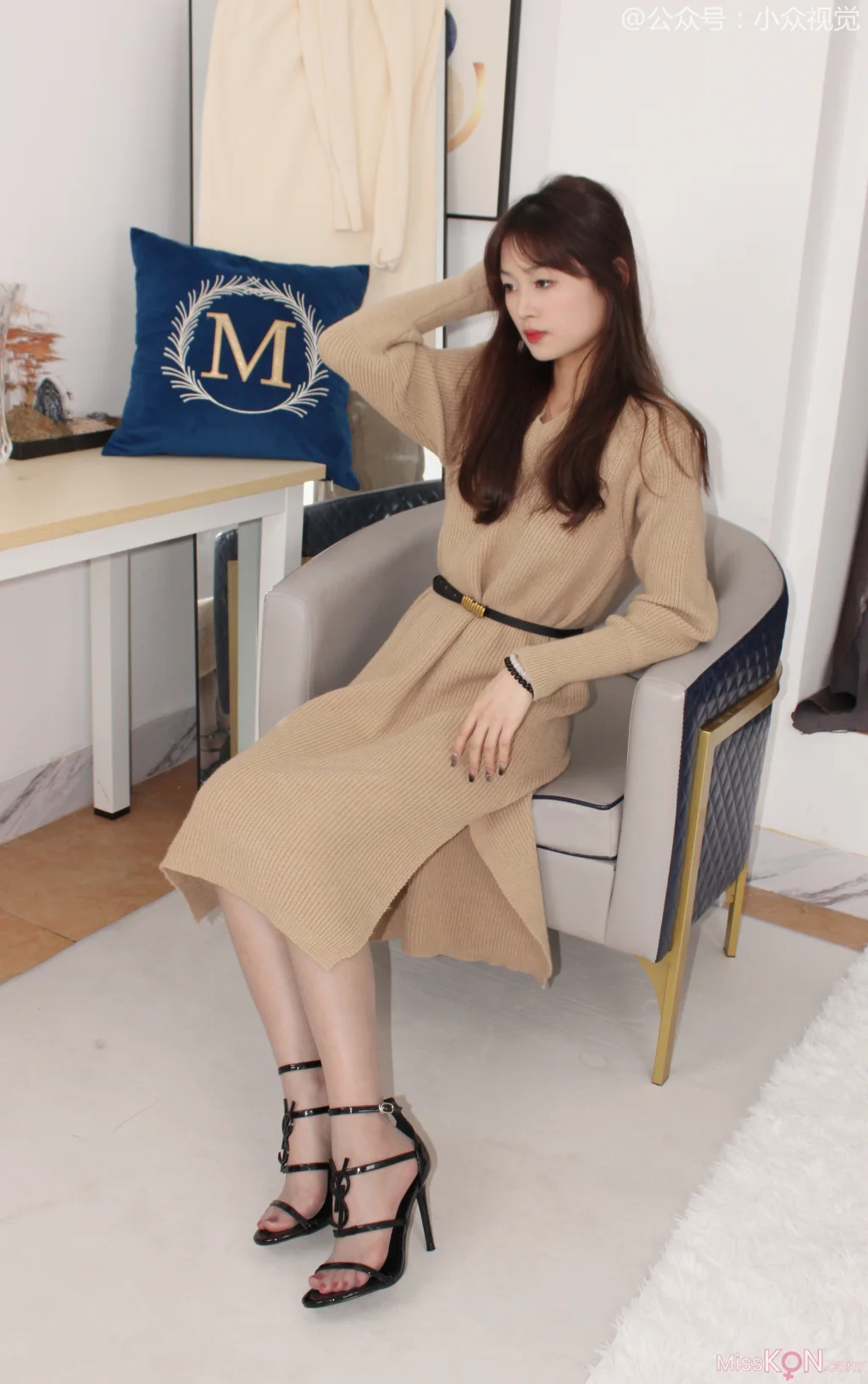 [小众视觉] No.002: 蓉蓉 (141 photos + 1 video)