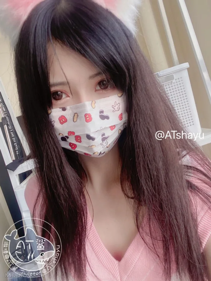 Coser@AT鲨: 白丝宝宝 (58 photos + 1 video)