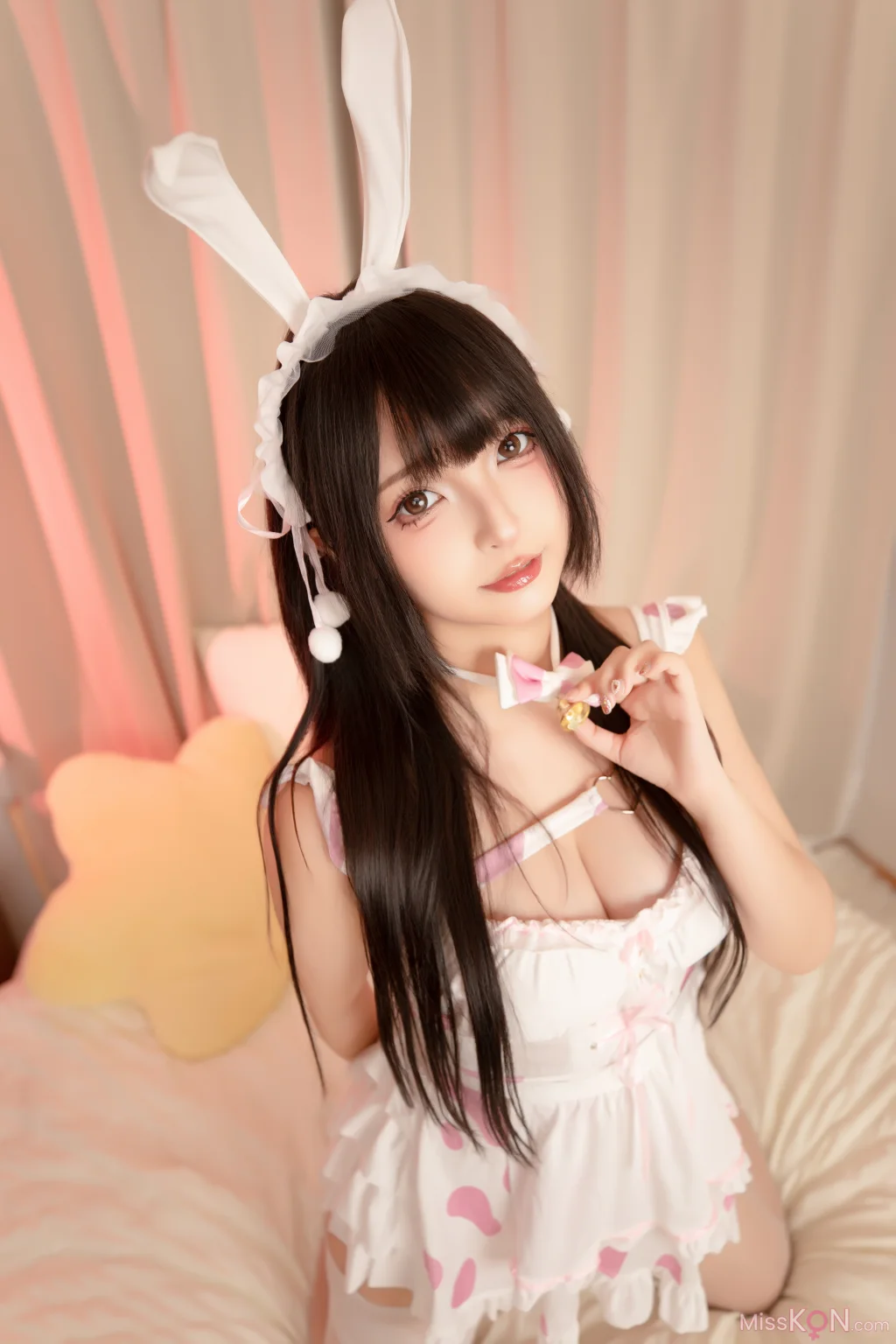 Coser@神楽坂真冬: 白丝兔绒 (75 photos + 2 videos)