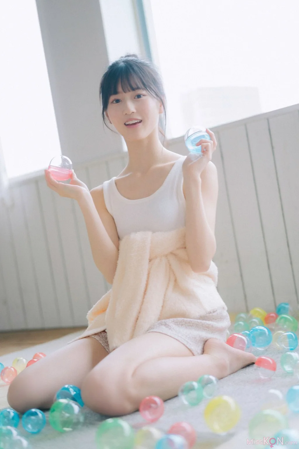 [JP] Azuki Yagi (八木愛月): Weekly Playboy Plus 2024.03.25 (36 photos + 2 videos)