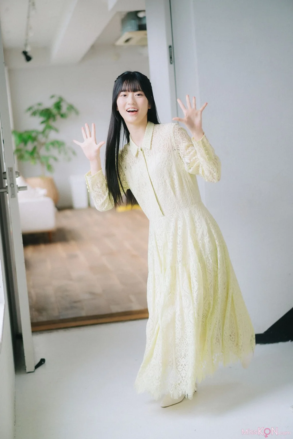[JP] Azuki Yagi (八木愛月): Weekly Playboy Plus 2024.03.25 (36 photos + 2 videos) – Page 3