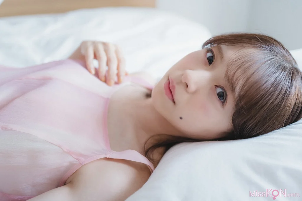 [JP] Narumi Kuranoo (倉野尾成美): Weekly Playboy Plus 2025.10.02 (71 photos + 2 videos)