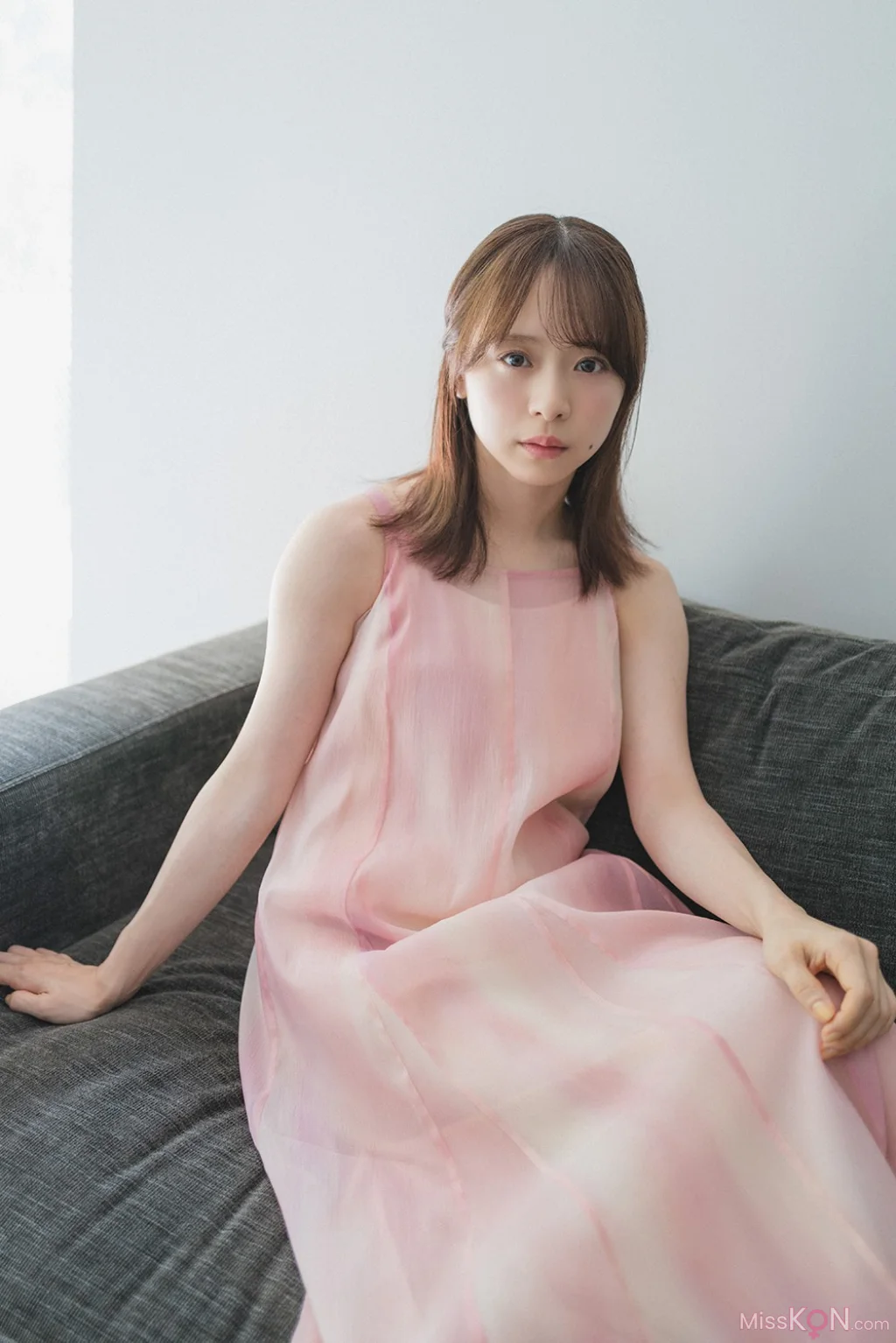 [JP] Narumi Kuranoo (倉野尾成美): Weekly Playboy Plus 2025.10.02 (71 photos + 2 videos) – Page 2