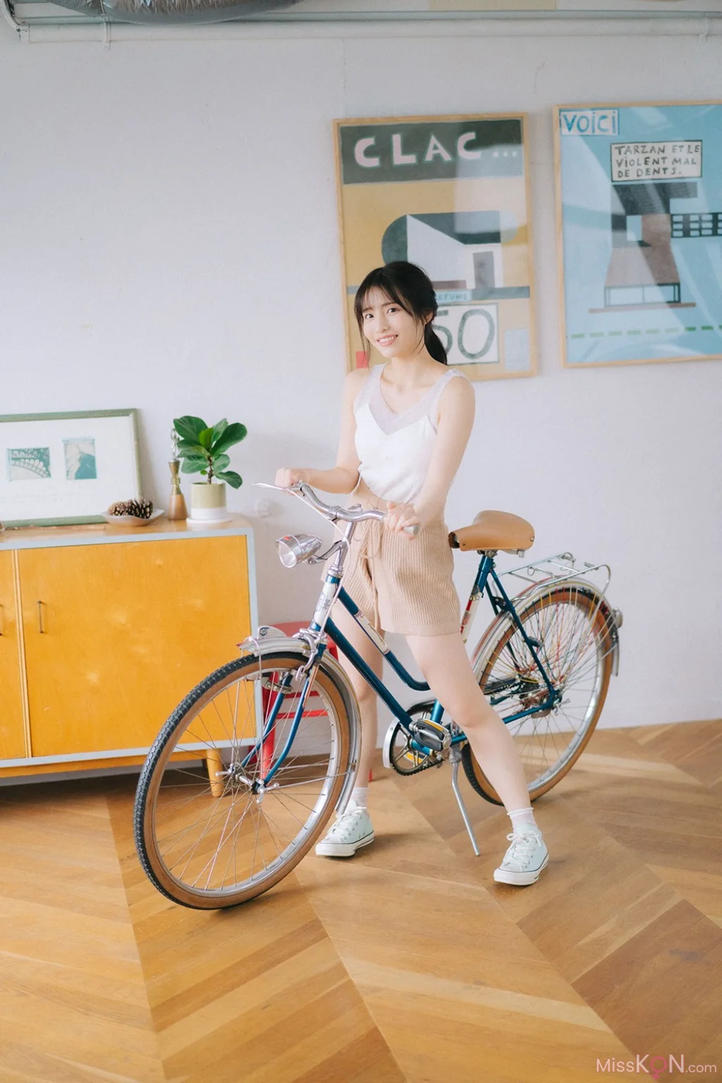 [JP] Yuki Hirata (平田侑希): Weekly Playboy Plus 2024.04.08 (37 photos + 2 videos)