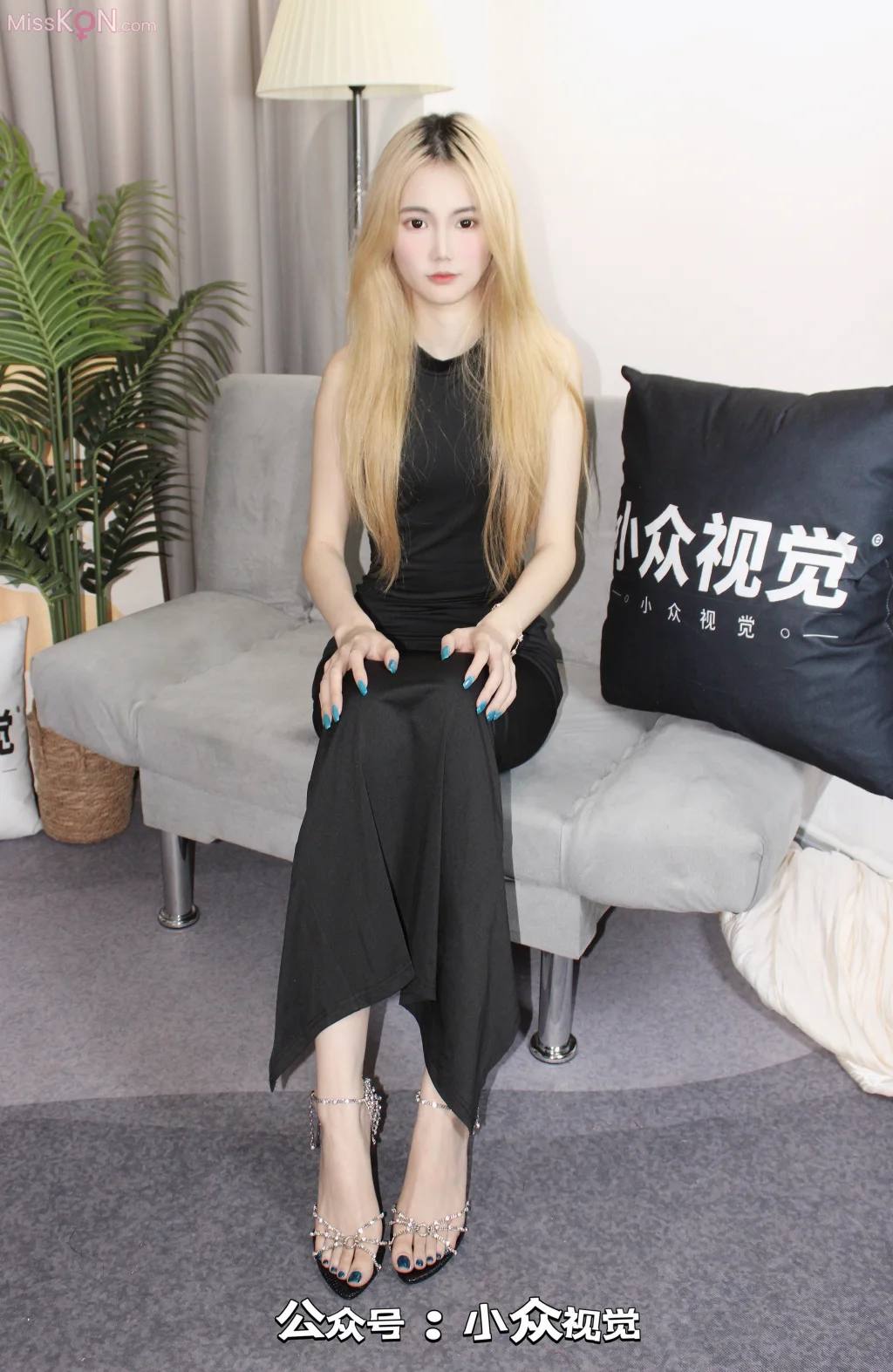 [小众视觉] No.005: 小苏菲 (120 photos + 1 video)