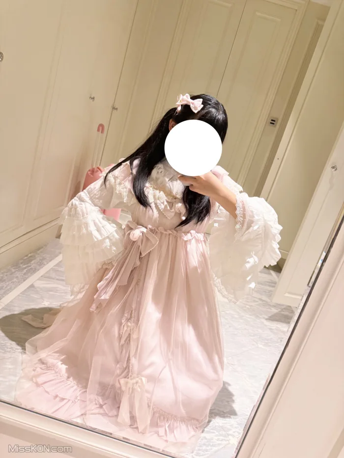 小亦无敌: 极品颜值可爱少女 丰满小萝莉 爱爱 裸舞 私拍 (70 photos + 90 videos) – Page 2