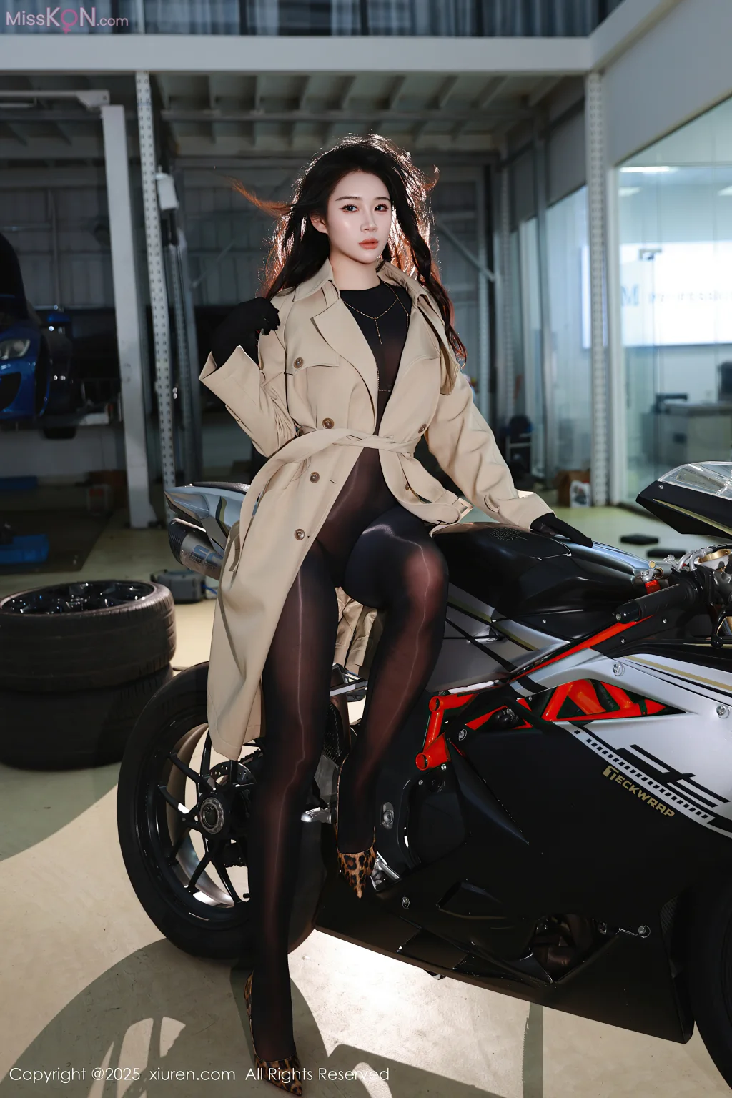 XIUREN No.10788: 南乔 (83 photos)