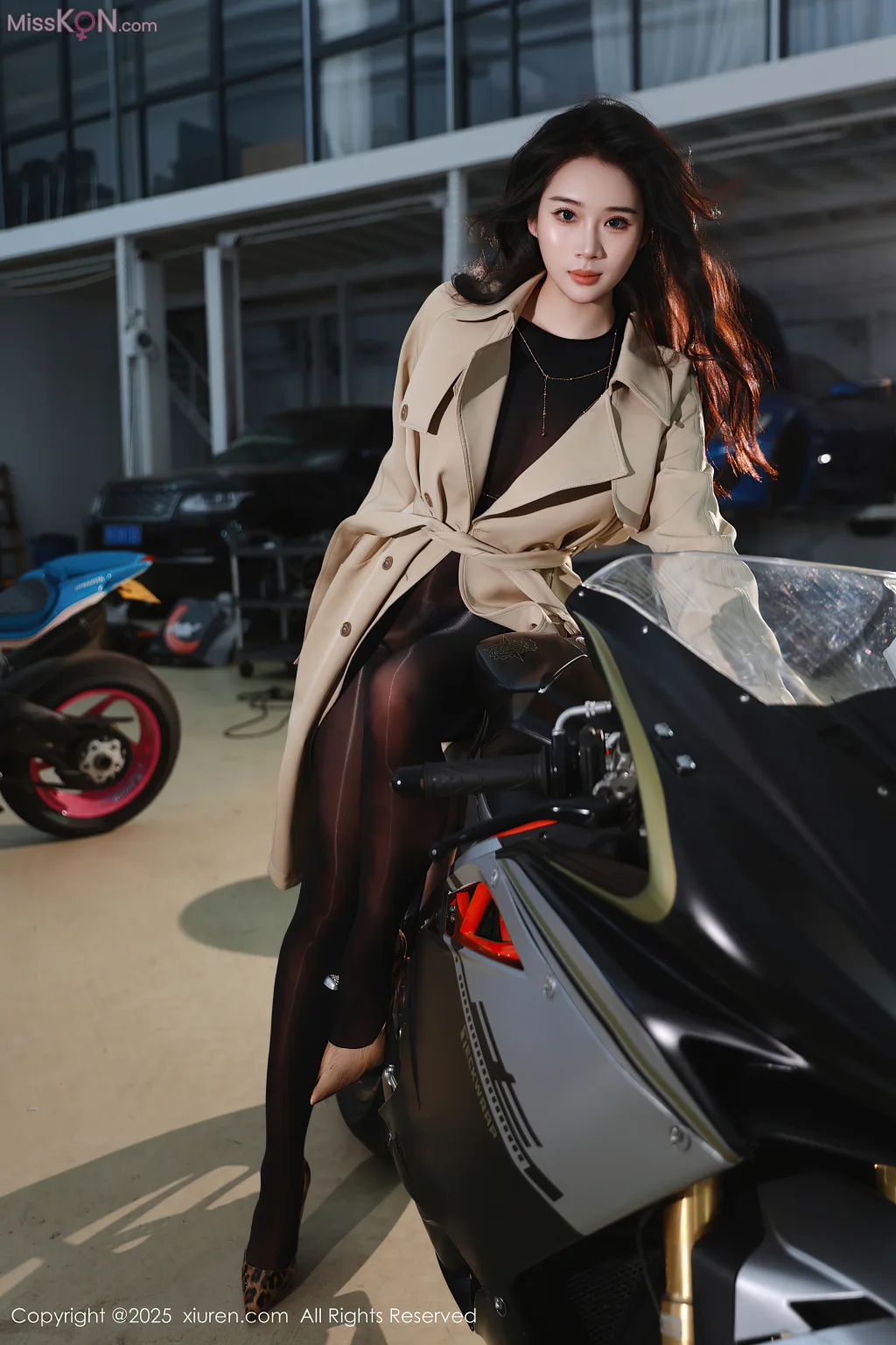 XIUREN No.10788: 南乔 (83 photos)