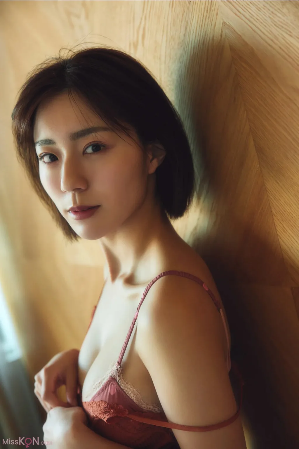 [JP] Miki Ide (井手美希): FRIDAYデジタル写真集 卒業 Vol.2 100ページ超豪華版 (88 photos) – Page 3