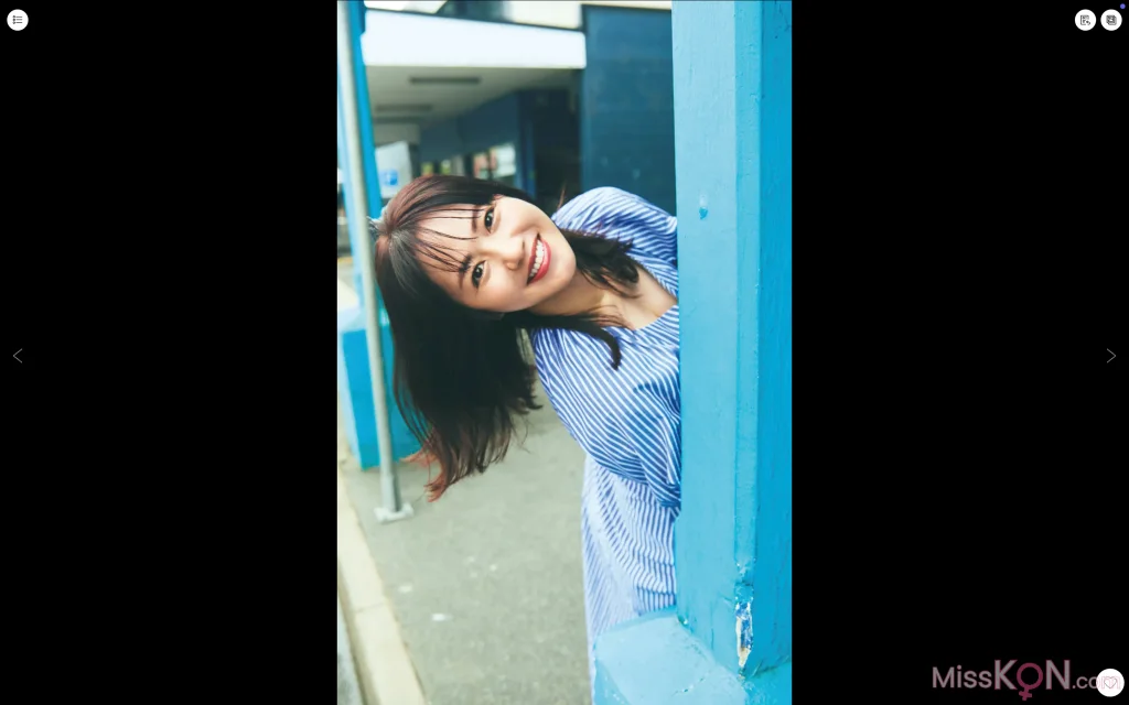 [JP] Sayaka Isoyama (磯山さやか): FRIDAY GOLD 愛しのマイ・フェア・レディ (16 photos)