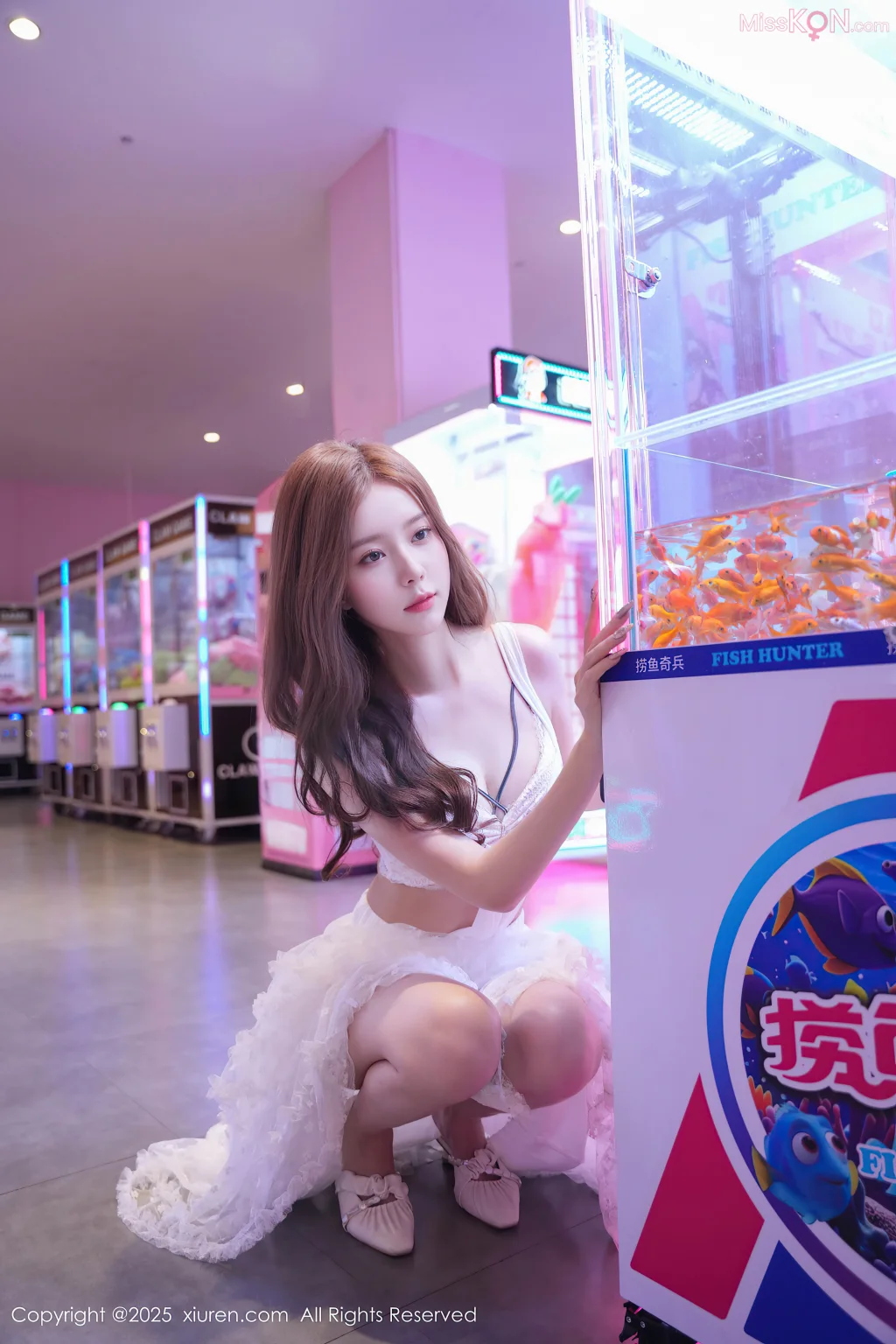 XIUREN No.10791: 拍黄瓜girl (75 photos)