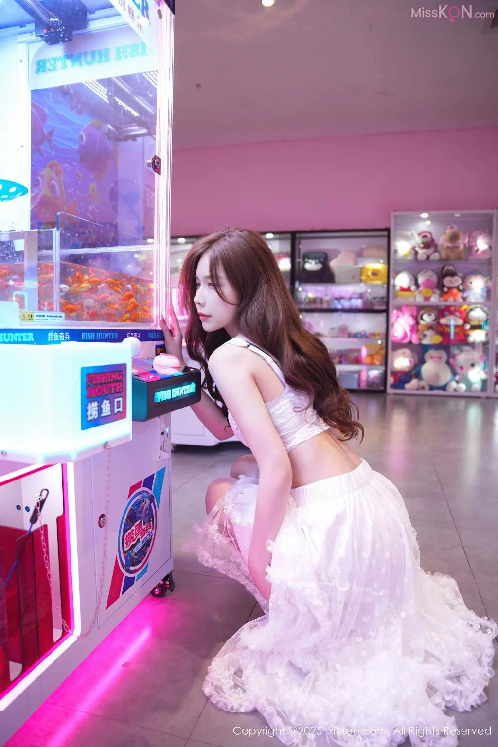 XIUREN No.10791: 拍黄瓜girl (75 photos)