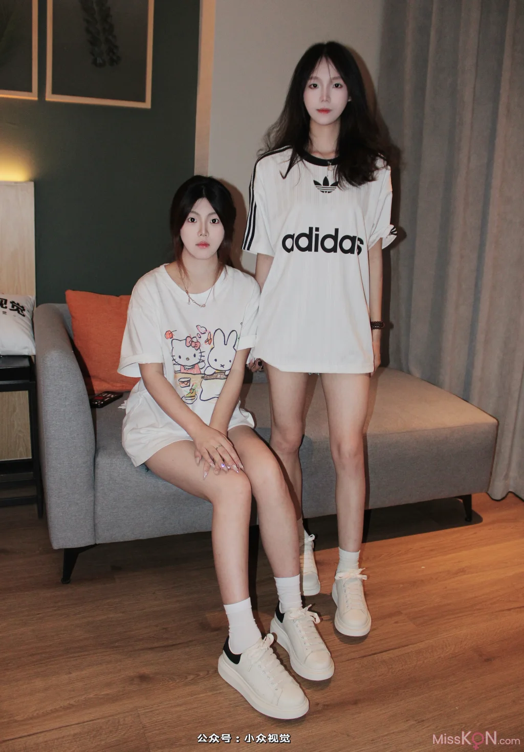 [小众视觉] No.011: 小苹果 & 芳芳 (130 photos + 2 videos)