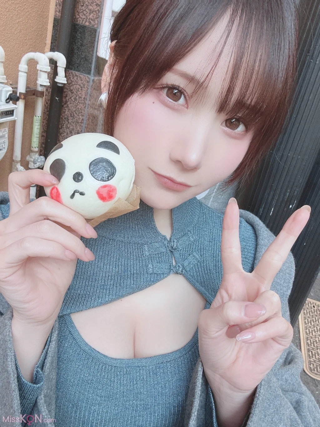 Coser@けん研 (けんけん): Fantia 2023.01 (161 photos + 1 video)