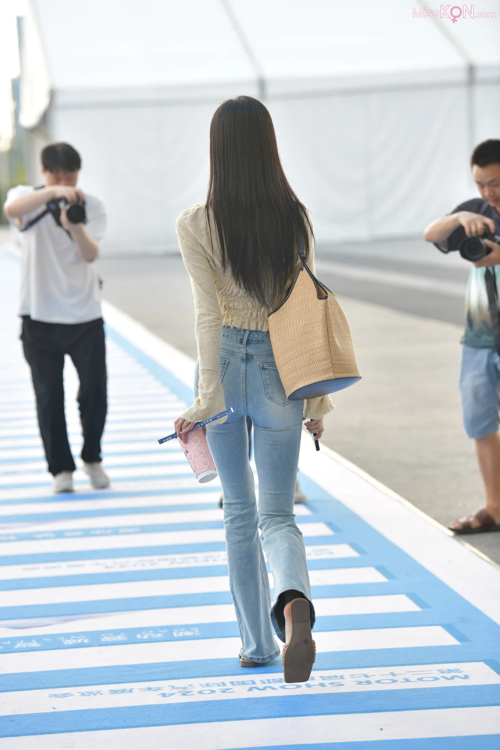 [精选街拍作品] No.3751 – 3765 (4130 photos) – Page 3