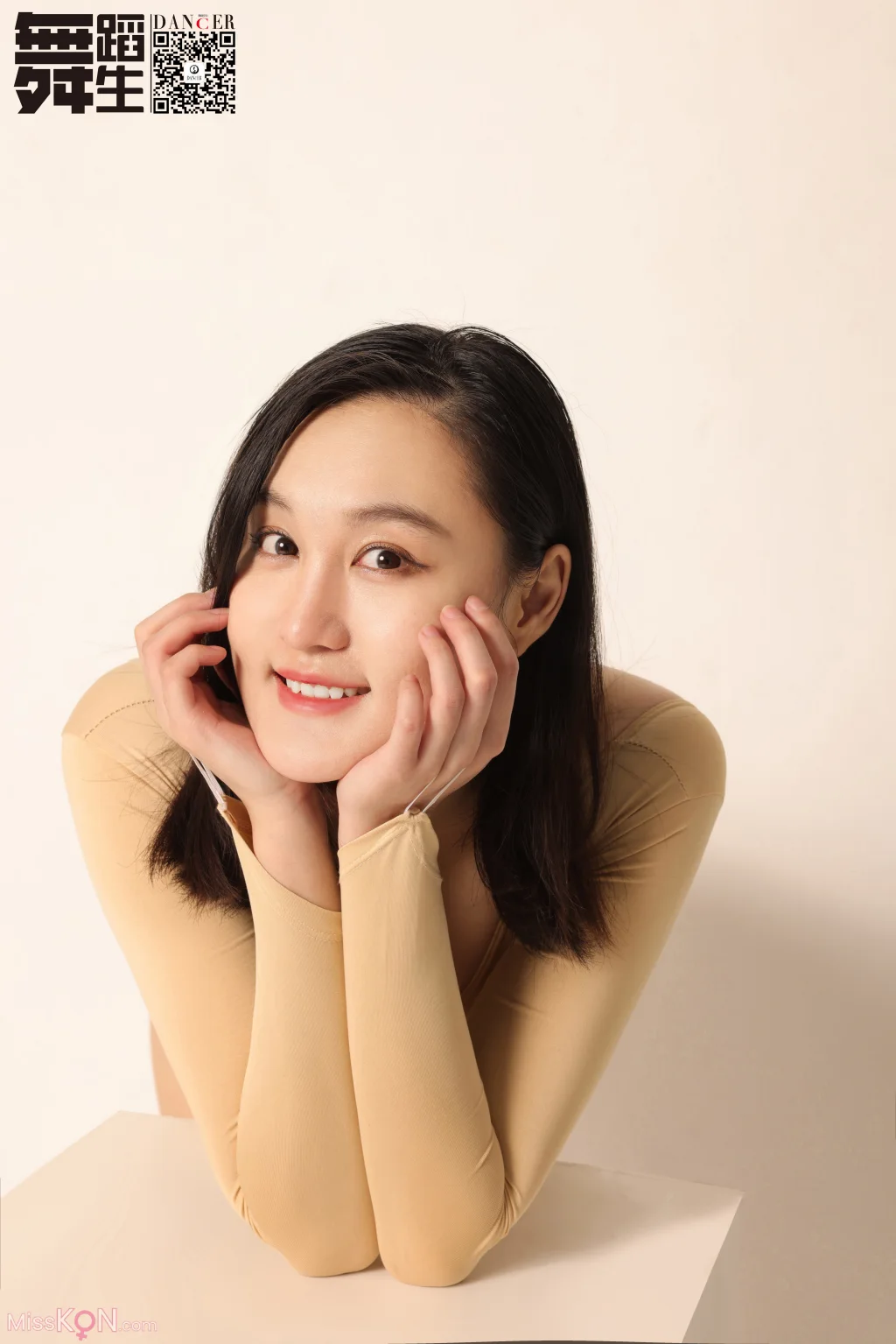[GALLI嘉丽] 舞蹈生日记 No.108 – 117 (407 photos)