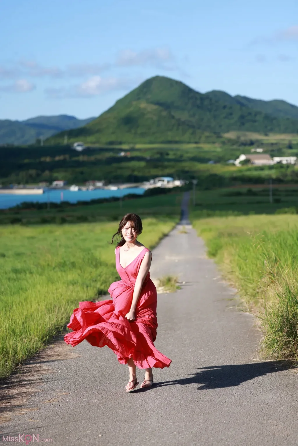 [JP] Kana Nakada (中田花奈): FRIDAYデジタル写真集 Soleil オール未公開スペシャルEdition Vol.2 (93 photos) – Page 4