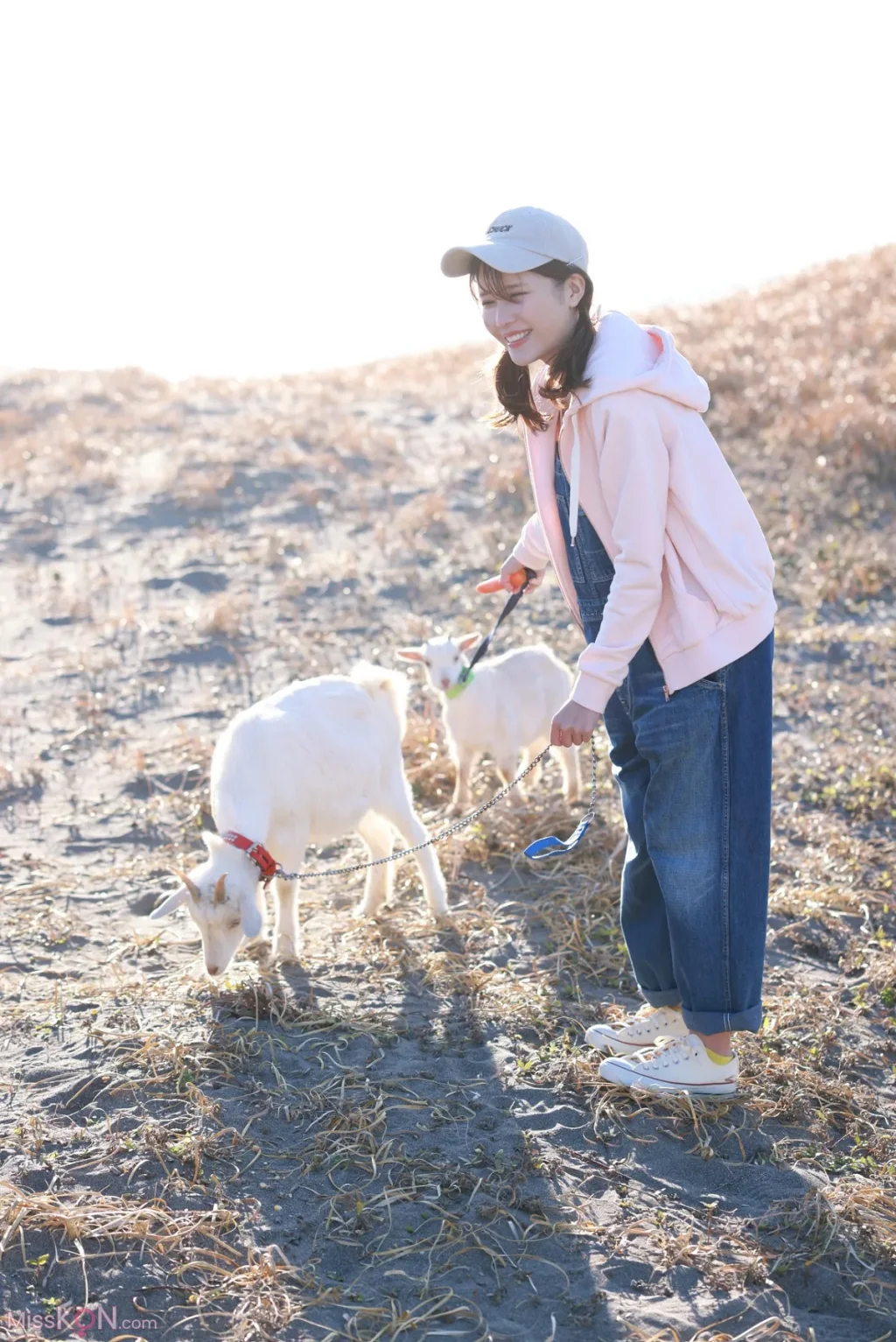 [JP] Kana Nakada (中田花奈): FRIDAYデジタル写真集 Soleil オール未公開スペシャルEdition Vol.2 (93 photos) – Page 4