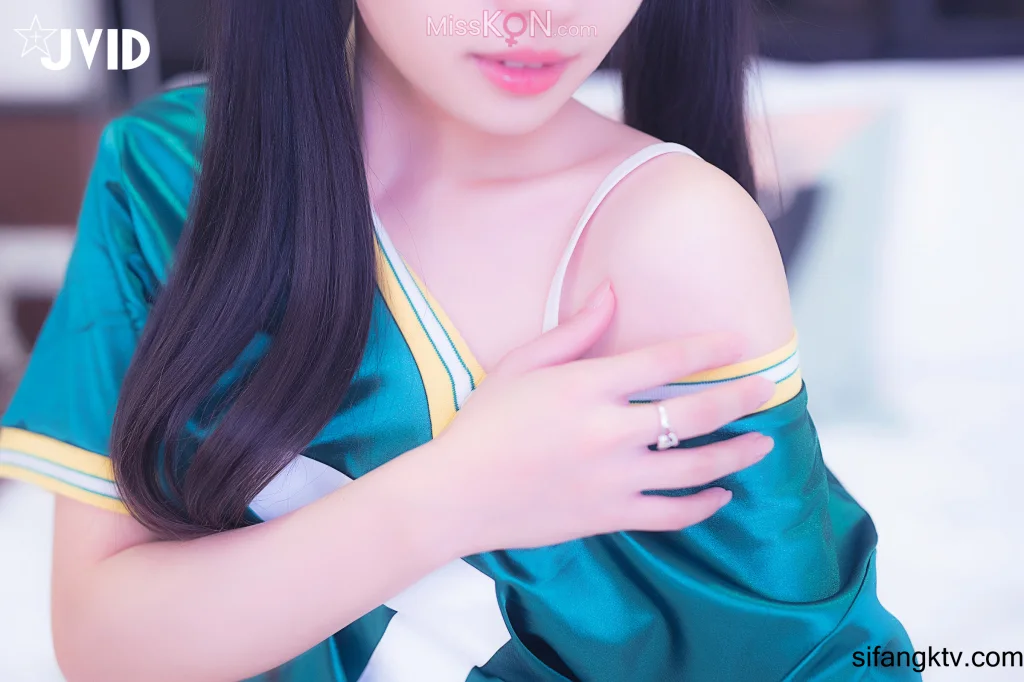 [JVID] 夏暮光: 探索傳說中的包養網，當個年輕的蜜糖老爹!! (134 photos + 1 video)