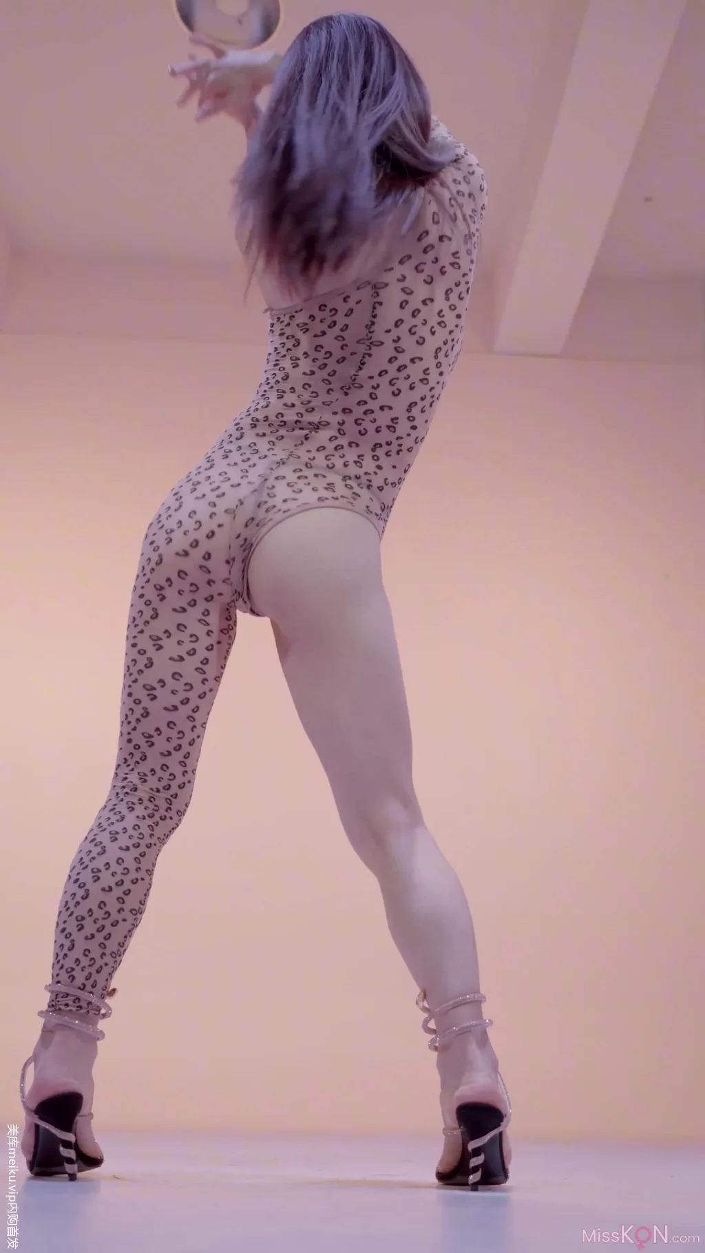 [SPOP] 瑪莎(優莉): 重磅絕版 首次露穴裸舞 4K (Part-C) (34 photos + 4 videos)