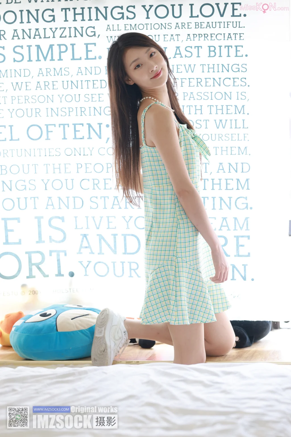 [MZSOCK爱美足] No.307: 倩儿 (122 photos + 1 video)