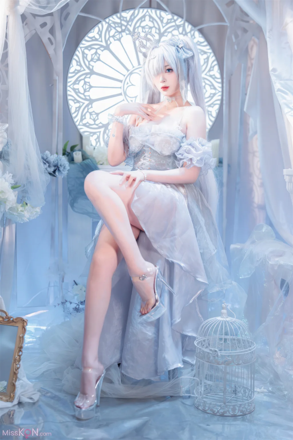 Coser@轩萧学姐: Nikke胜利女神 灰姑娘·水晶公主 (40 photos)
