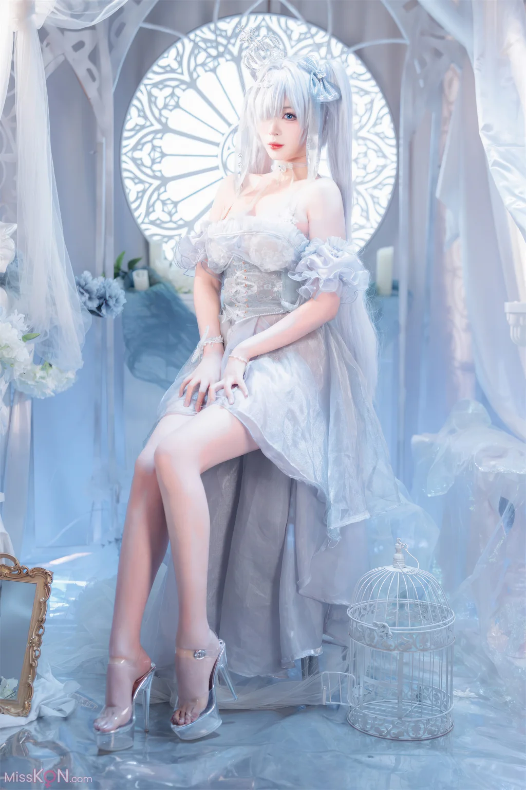 Coser@轩萧学姐: Nikke胜利女神 灰姑娘·水晶公主 (40 photos)