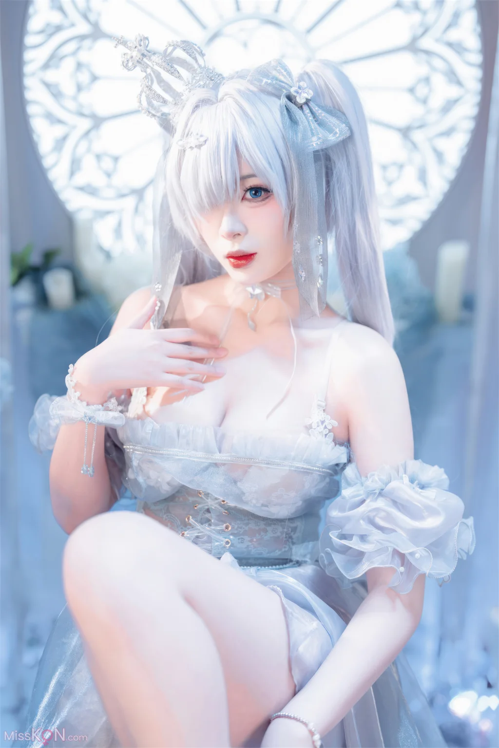 Coser@轩萧学姐: Nikke胜利女神 灰姑娘·水晶公主 (40 photos)
