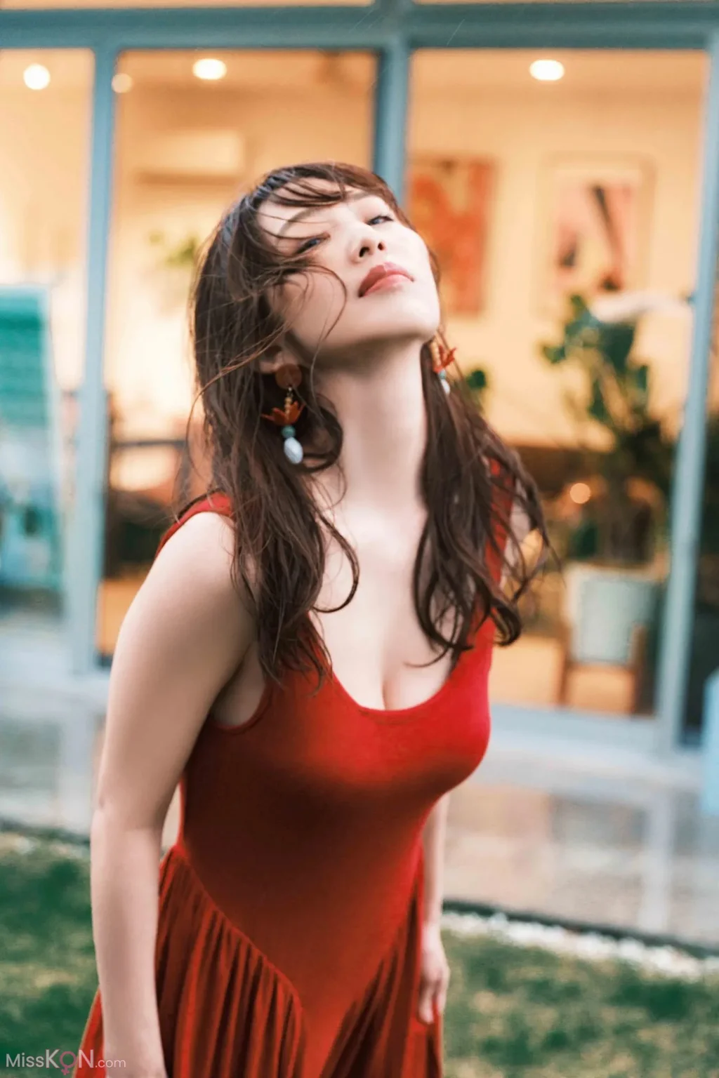 [JP] Misumi Shiochi (塩地美澄): FRIDAYデジタル写真集 『Pearl オール未公開スペシャルEdition Vol.2』 (53 photos)