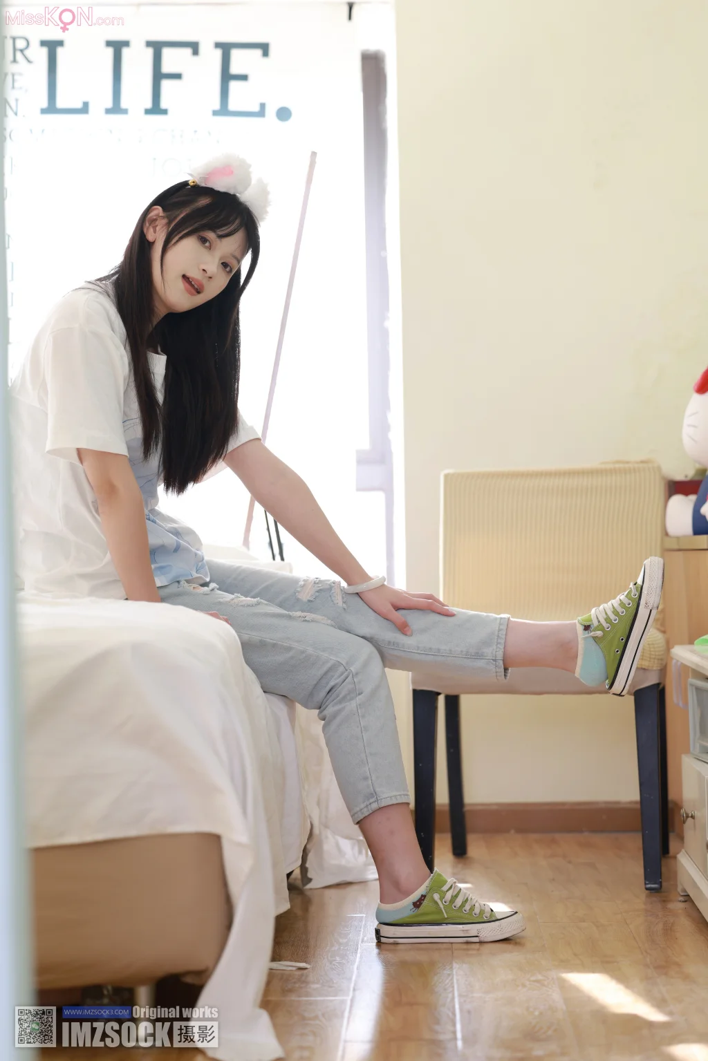 [MZSOCK爱美足] No.310: 梦瑶 (144 photos + 1 video)