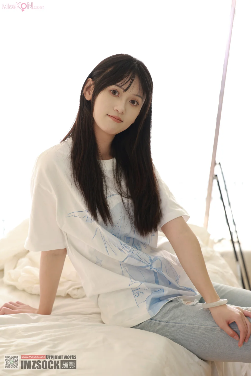 [MZSOCK爱美足] No.310: 梦瑶 (144 photos + 1 video)