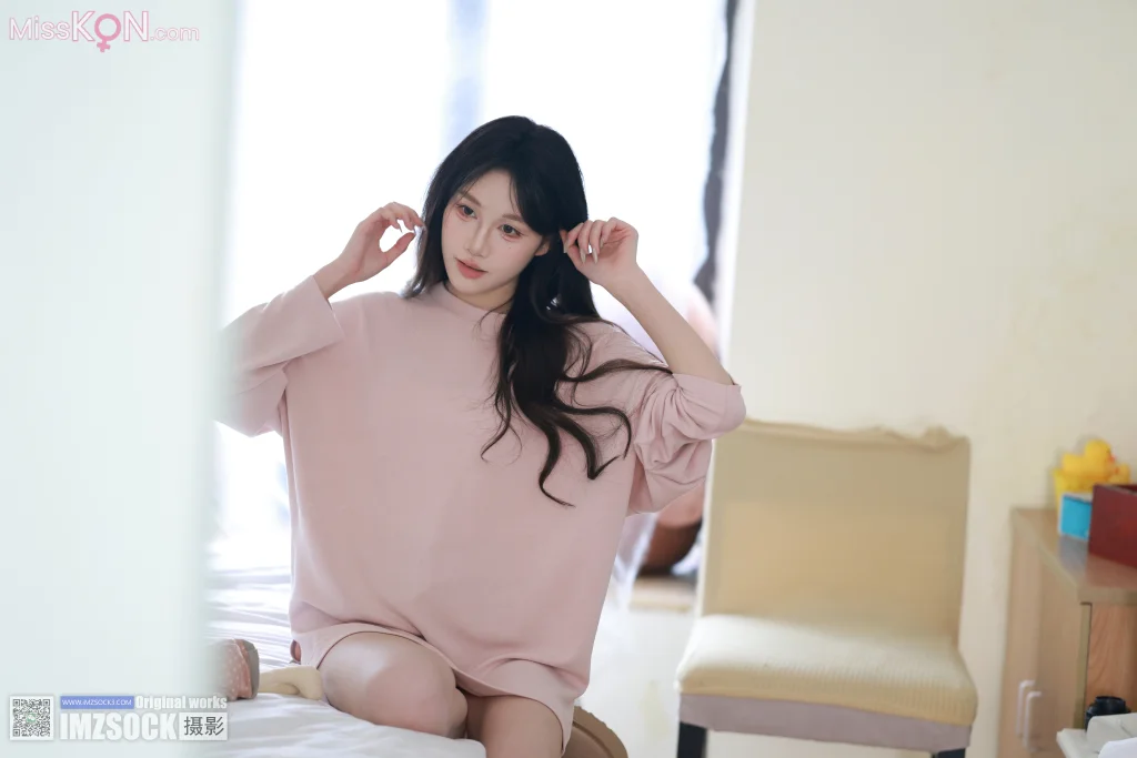 [MZSOCK爱美足] No.311: 妍妍 (112 photos + 1 video) – Page 2