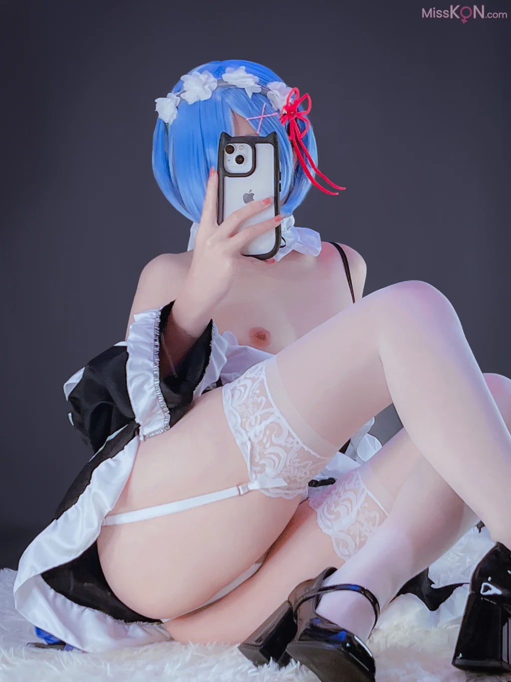 Coser@Ayame base: 白丝蕾姆 (33 photos + 4 videos)