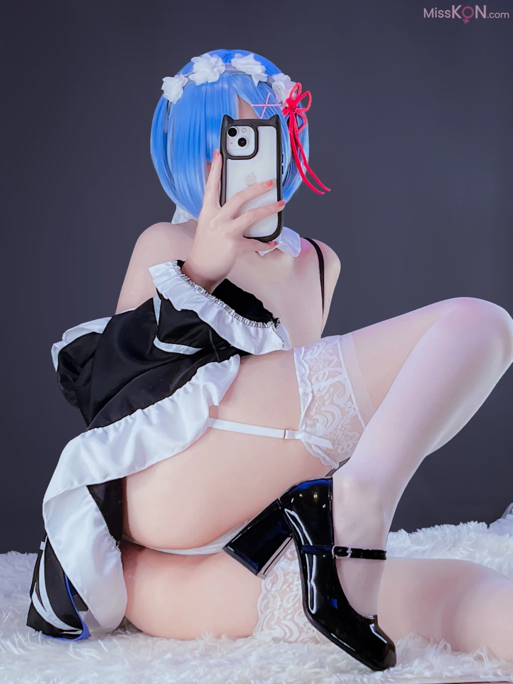 Coser@Ayame base: 白丝蕾姆 (33 photos + 4 videos) – Page 3