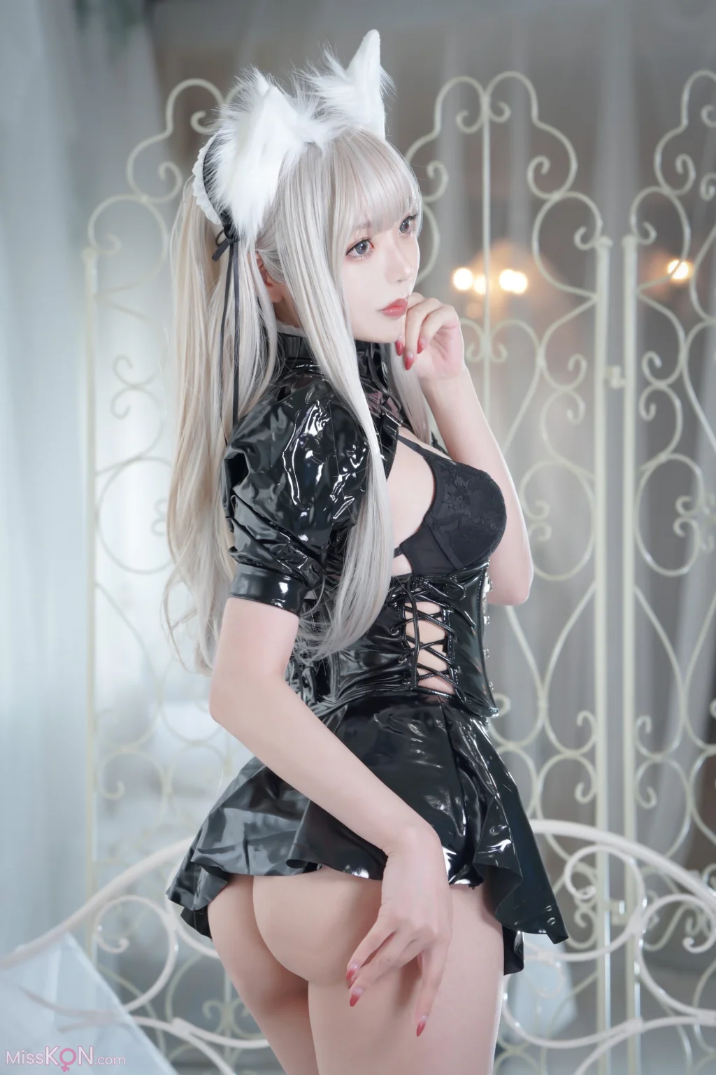 Coser@くろてぃあ (くろ):【KEMOMIMI WHITE】Maid (60 photos) – Page 2