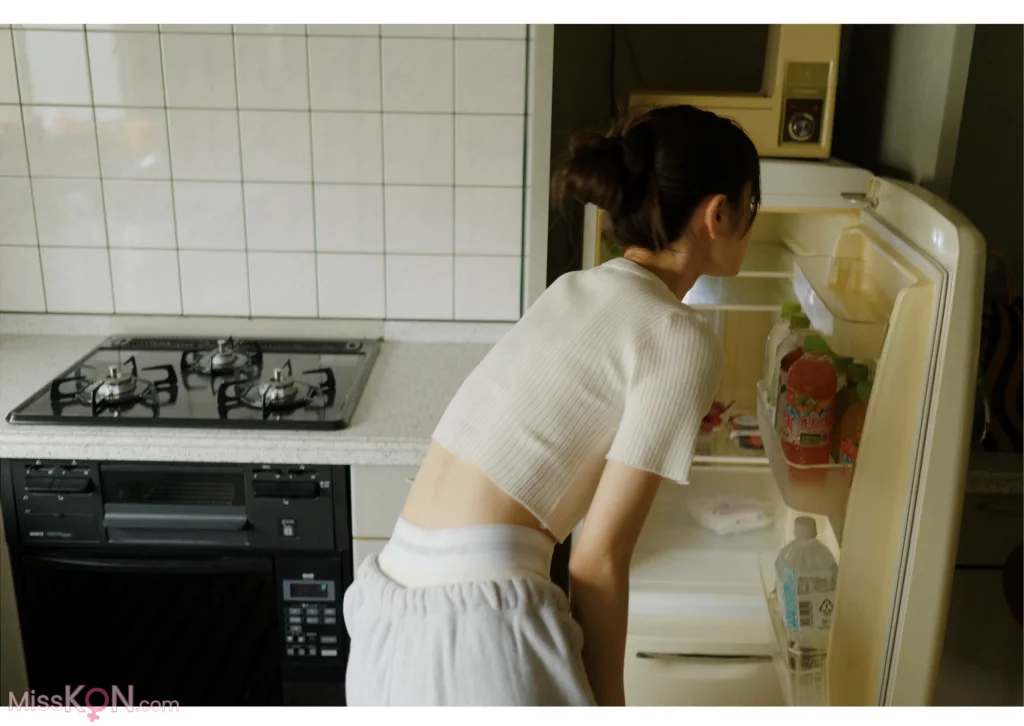 [JP] Miyashita Rena (宮下玲奈): とられち (77 photos)