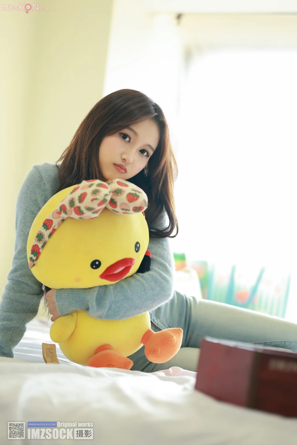 [MZSOCK爱美足] No.313: 图图 (88 photos)