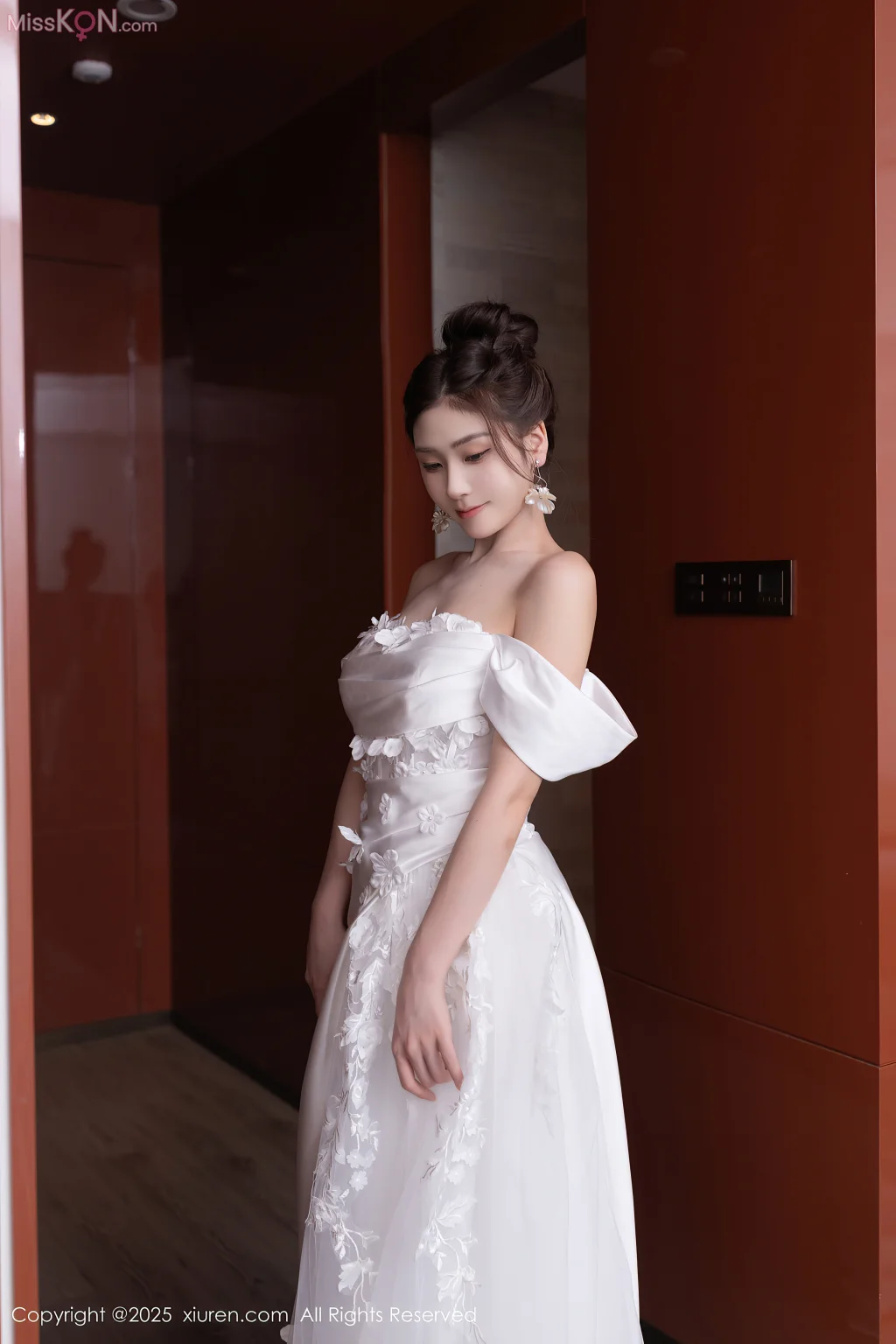 XIUREN No.10814: 刘婷婷 (81 photos)