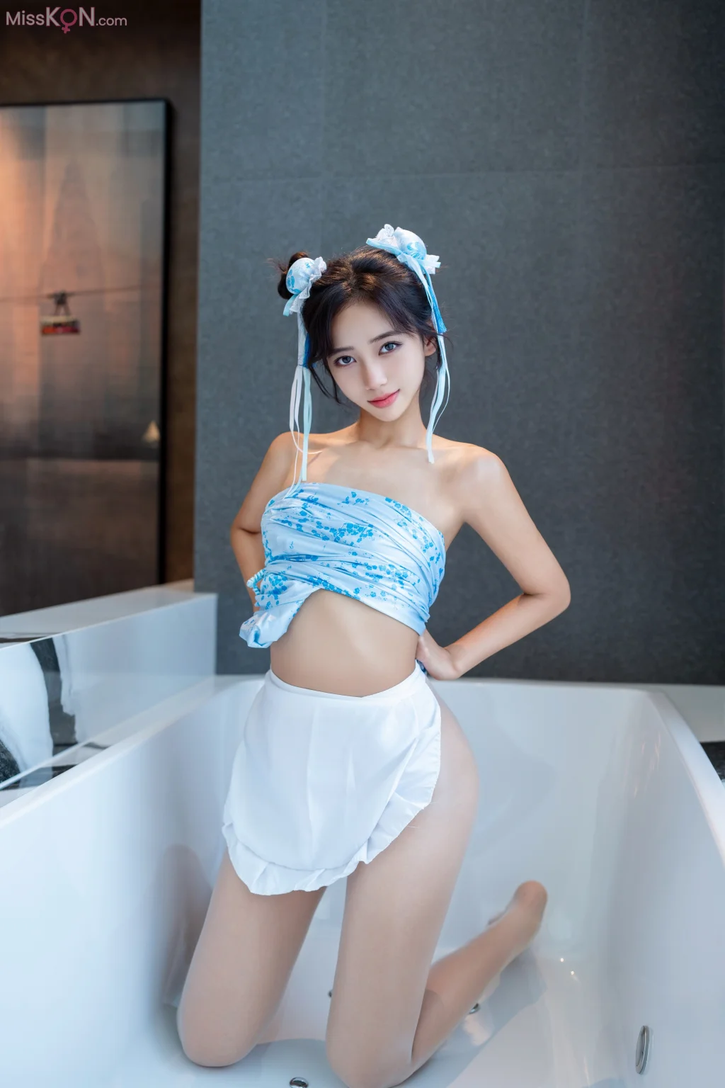[XR Uncensored] 时安安: R18 秀人网模特 春丽青花瓷 (90 photos) – Page 2
