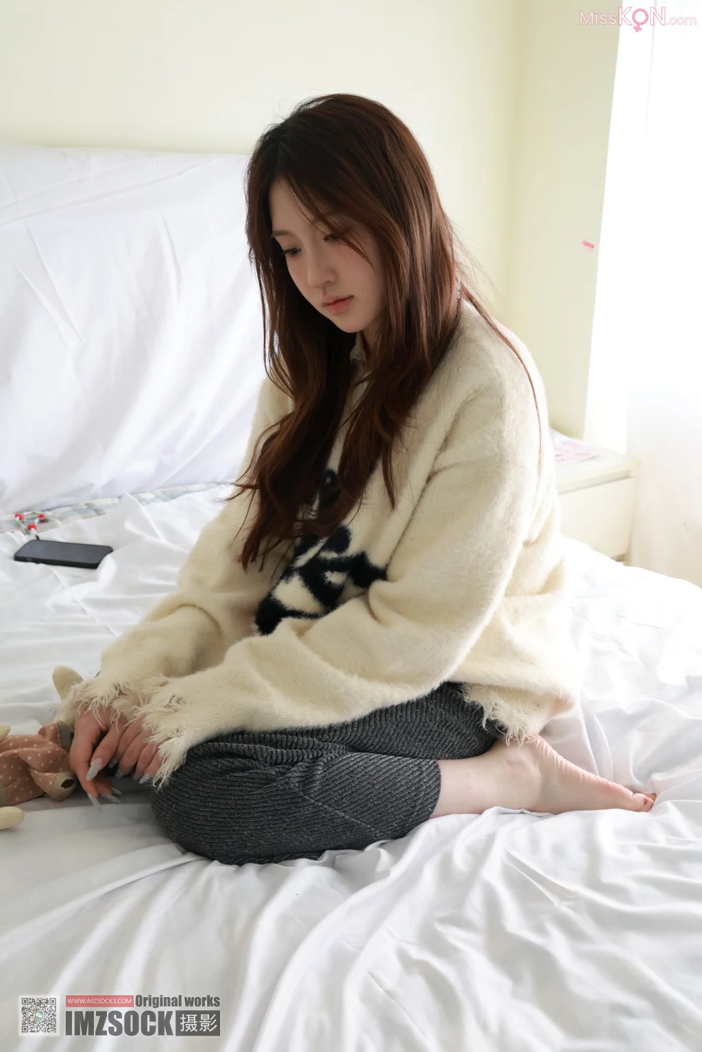 [MZSOCK爱美足] No.317: 萌萌 (95 photos) – Page 3