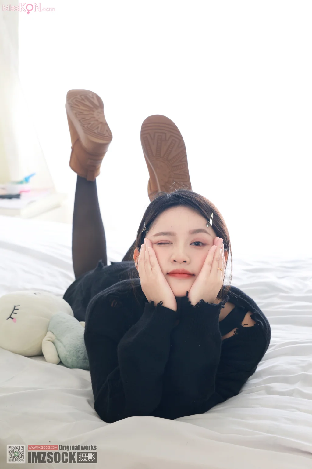 [MZSOCK爱美足] No.318: 小点心 (115 photos + 1 video) – Page 2