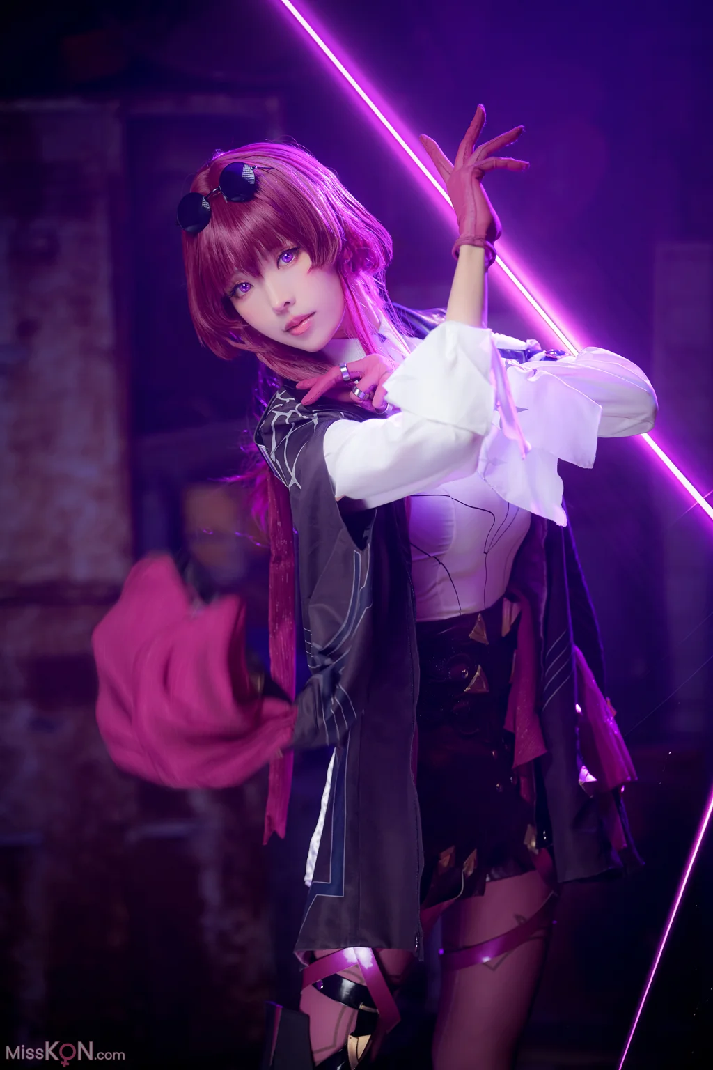 Coser@Ely_eee (ElyEE子): Kafka卡芙卡 (20 photos + 5 videos)