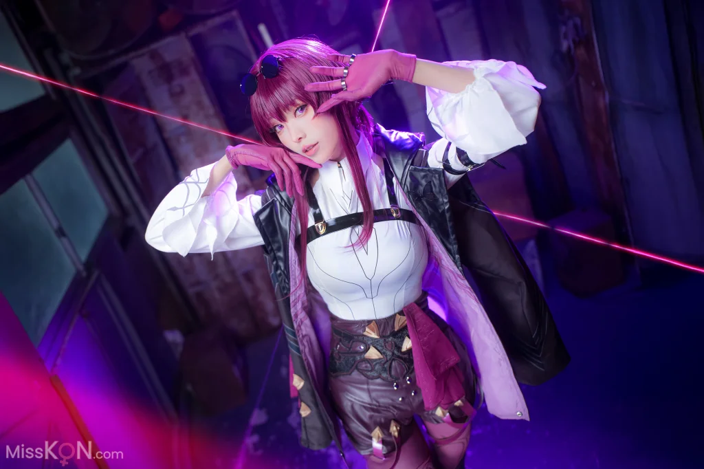 Coser@Ely_eee (ElyEE子): Kafka卡芙卡 (20 photos + 5 videos)